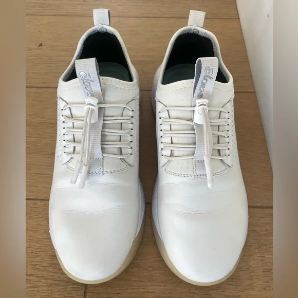 Women’s Clove Nursing Shoes - Picture 6 of 10